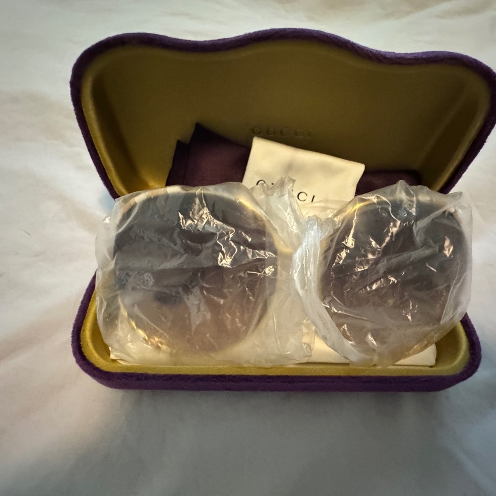Gucci Oversized Round Sunglasses "Full Inclusion NWOT"